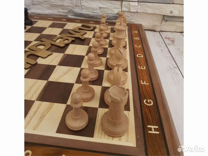 Шахматы 3в1 (шахматы, шашки, нарды) Гусарские орех