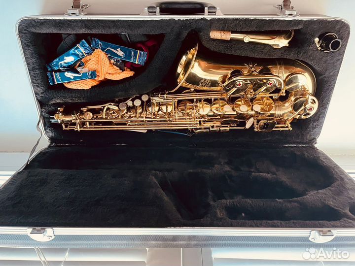 Саксофон альт J.Michael