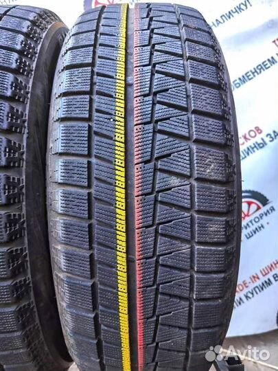 Bridgestone Blizzak Revo GZ 215/60 R17 96Q