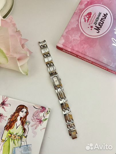 Часы женские Timex