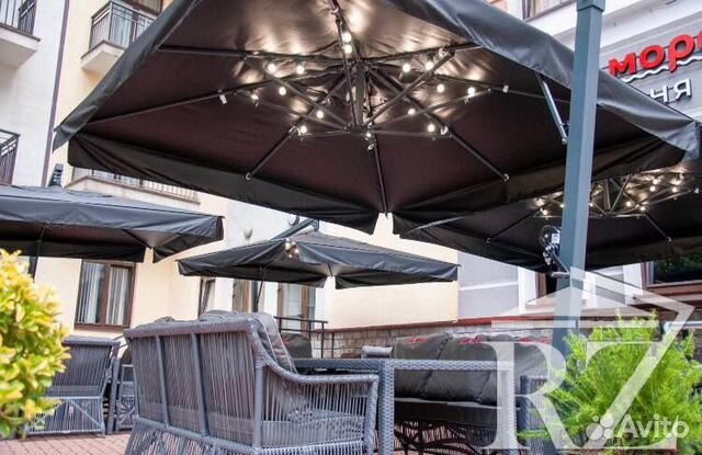 Уличный зонт для кафе.Москва