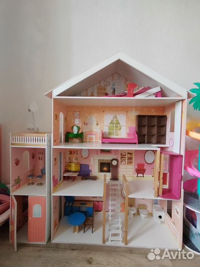 Домик кукольный