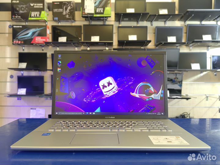 Ноутбук Asus с большим экраном Intel 512GB SSD