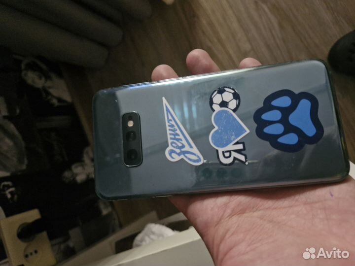 Samsung Galaxy S10e, 6/128 ГБ