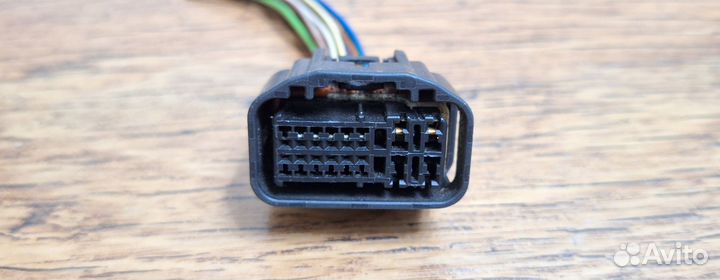 Разъем блока TCM Volvo 30739345