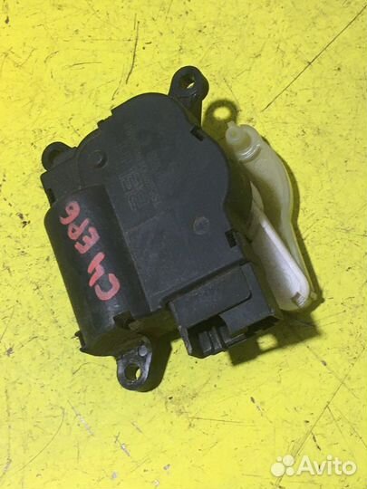Моторчик заслонки отопителя Ситроен С4 Citroen C4