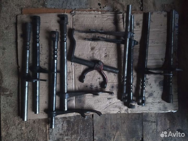 Запчасти на трактор Т16