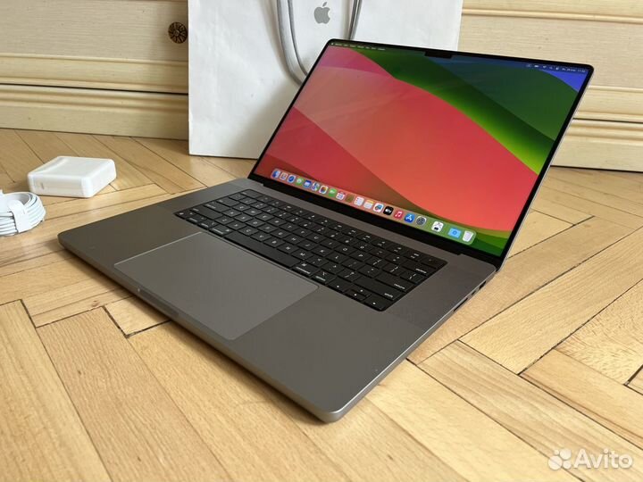 MacBook Pro 16 M1 Max 64Gb 1Tb 86 циклов