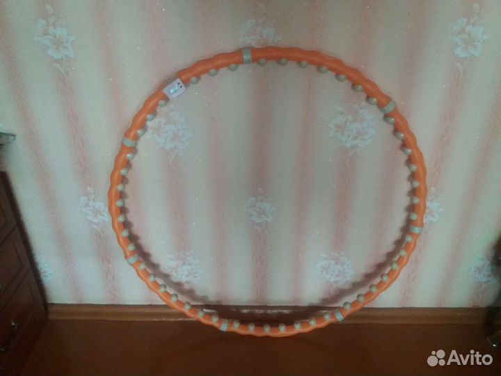 Обруч хулахуп Torneo, массажёр Magic Palm