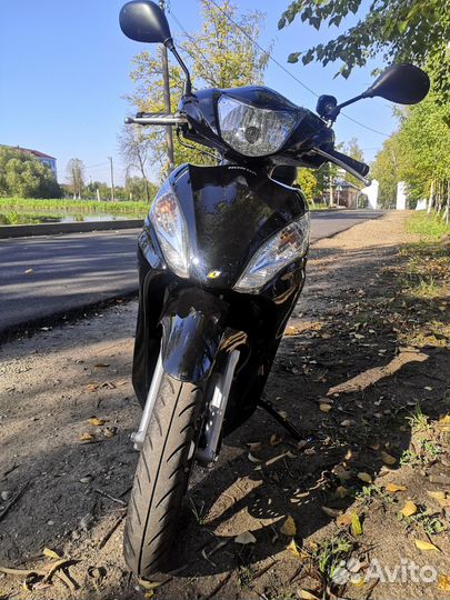 Скутер хонда 110