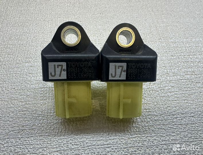 Датчик удара 89831-28040 Toyota Lexus
