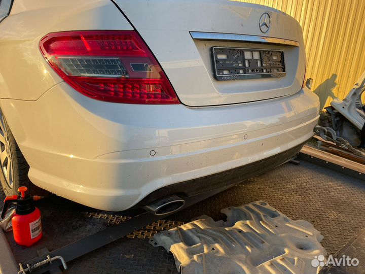 Бампер задний Mercedes C 204