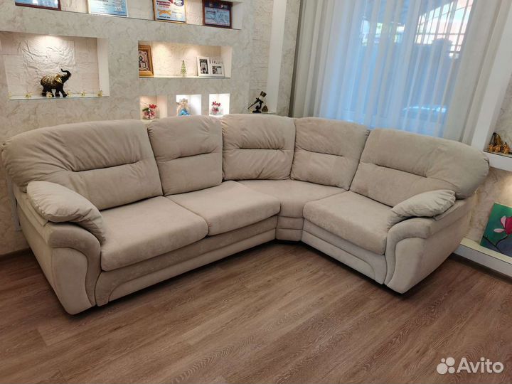 Перетяжка мягкой мебели