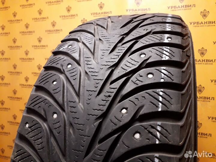 Yokohama Ice Guard Stud IG55 215/55 R17