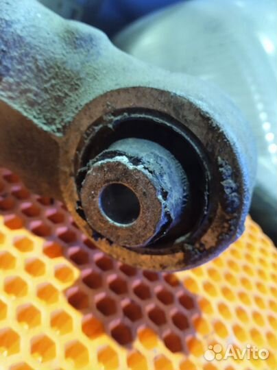 Рычаг задний левый Audi A6 Allroad Quattro