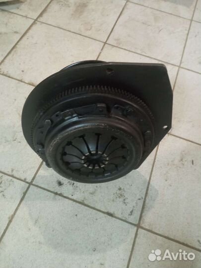 Шкив с плитой для сцепления кароката