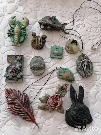 Брелоки, кулоны