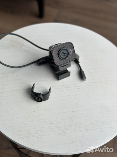 Веб камера logitech streamcam
