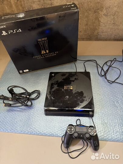 Playstation 4 1TB PS4 limited edition Final Fantac