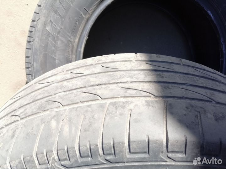 Bridgestone Dueler H/P Sport 215/65 R16 98H