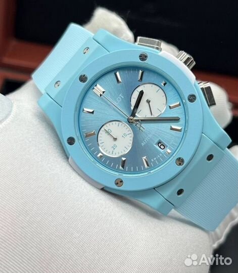 Красивые мужские часы кварцевые