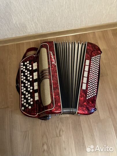 Баян. Б/у