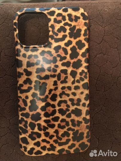 Чехол на iPhone 11