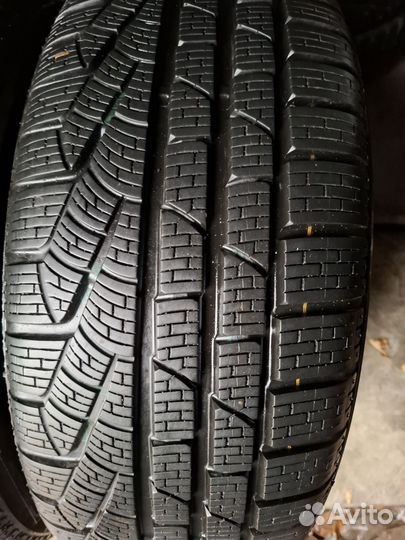 Pirelli Winter Sottozero 210 Serie II 225/50 R17