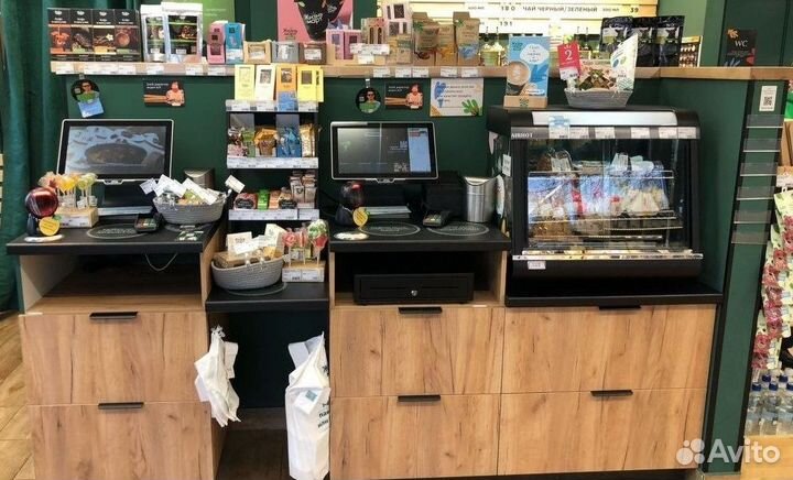 Магазин с оборудованием в центре