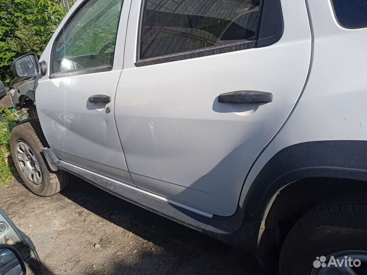 Бампер задний рено дастер