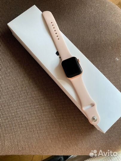 Часы apple watch SE 40 mm