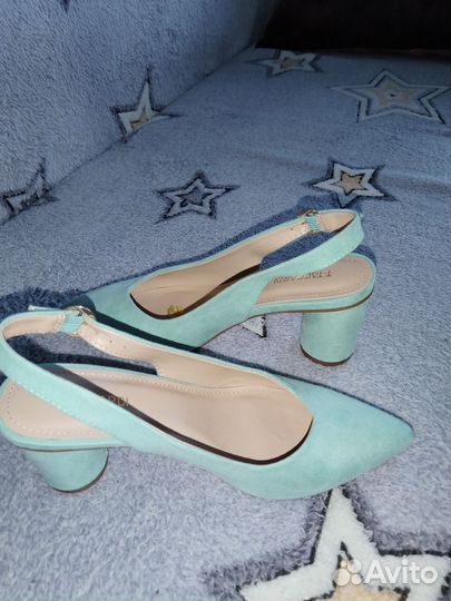 Босоножки женские