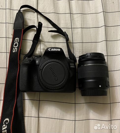 Зеркальный фотоаппарат