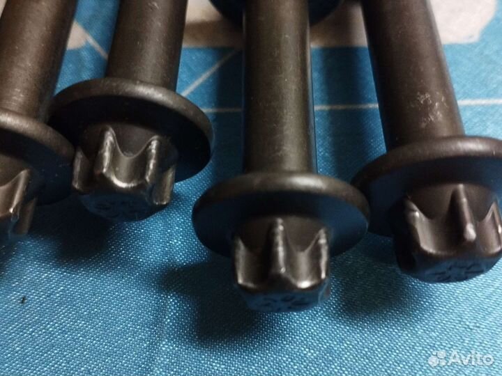 420641110 Болт гбц BRP Rotax 1503