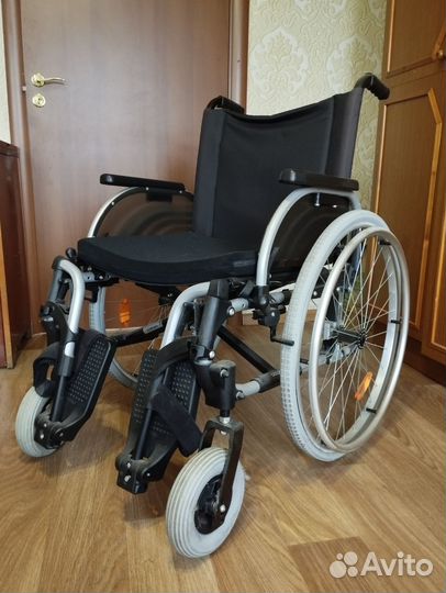 Коляска инвалидная