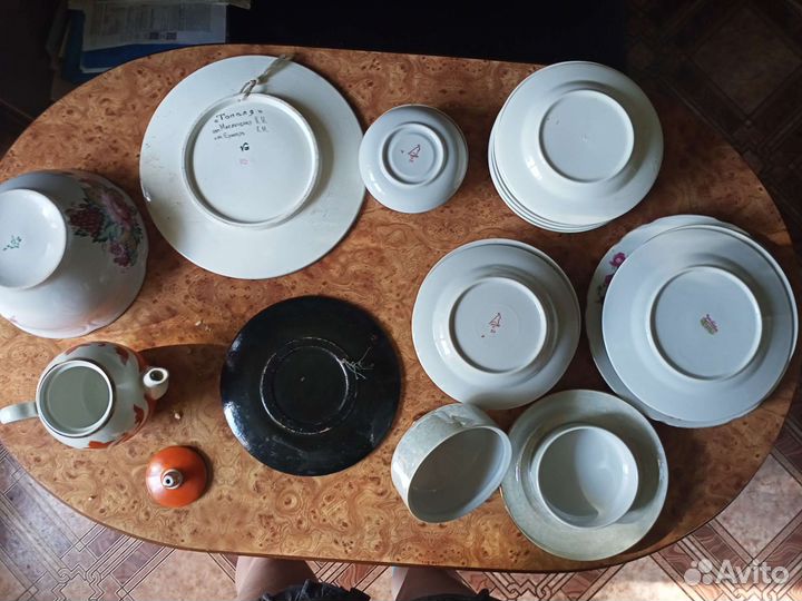 Тарелка блюдо блюдца