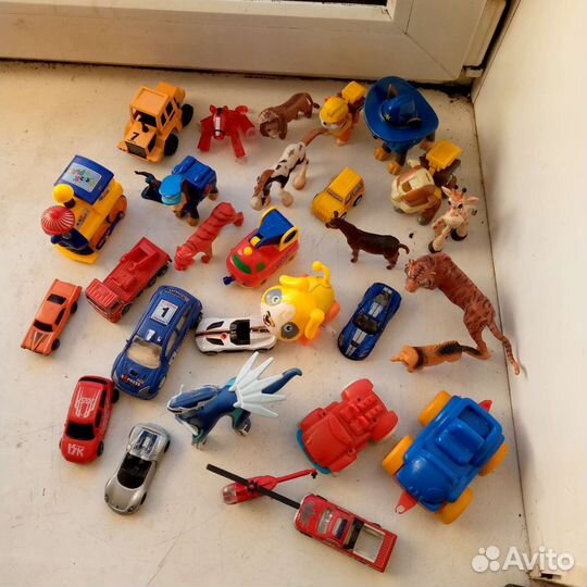 Машинки игрушки