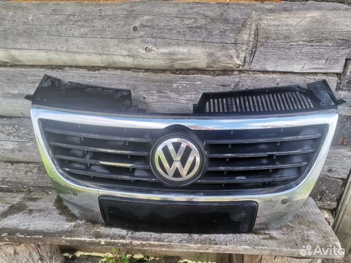 Решетка радиатора volkswagen passat б6