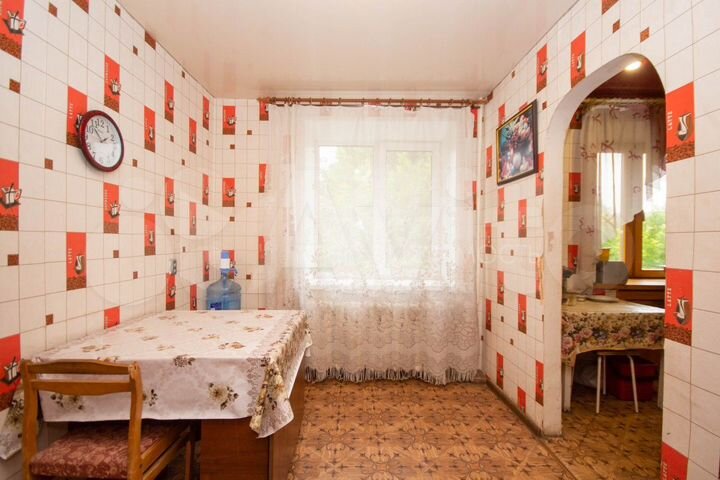 4-к. квартира, 60 м², 3/5 эт.