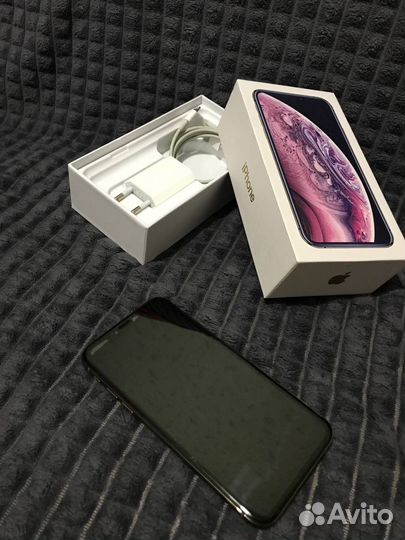 Телефон iPhoneXS