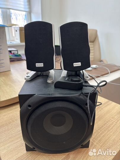 Компьютерные колонки с сабвуфером
