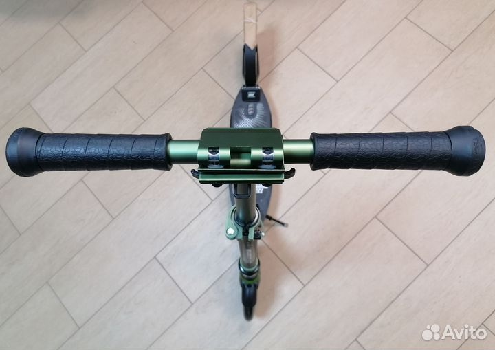 Самокат двухколесный, колеса 200