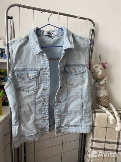 Джинсовая жилетка женская 44 46