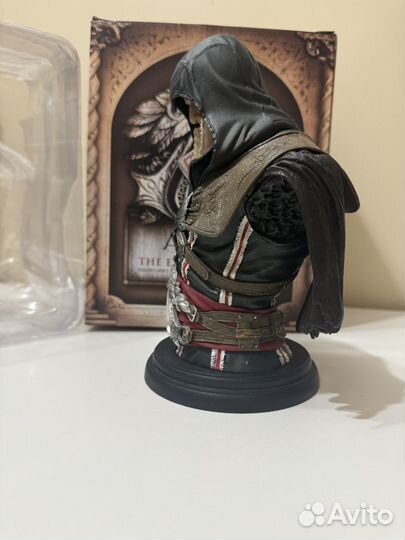 Фигурки из игр Assassins creed Ezio Auditore