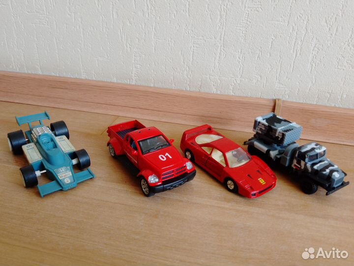 Роботы, модели, машинки, СССР, Финляндия и другие