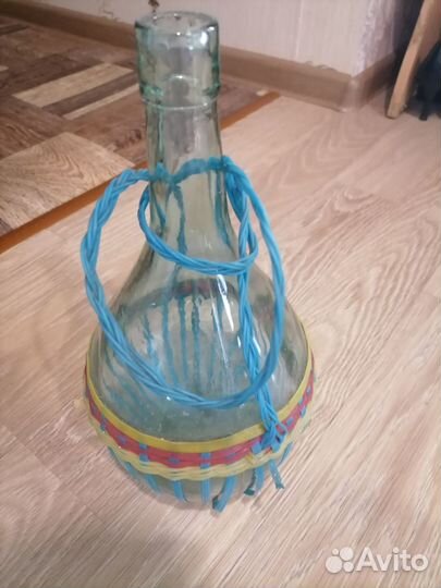 Бутыль стеклянная