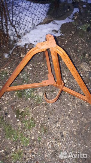 Тренога для опалубки