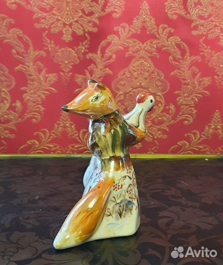 Статуэтки фарфоровые