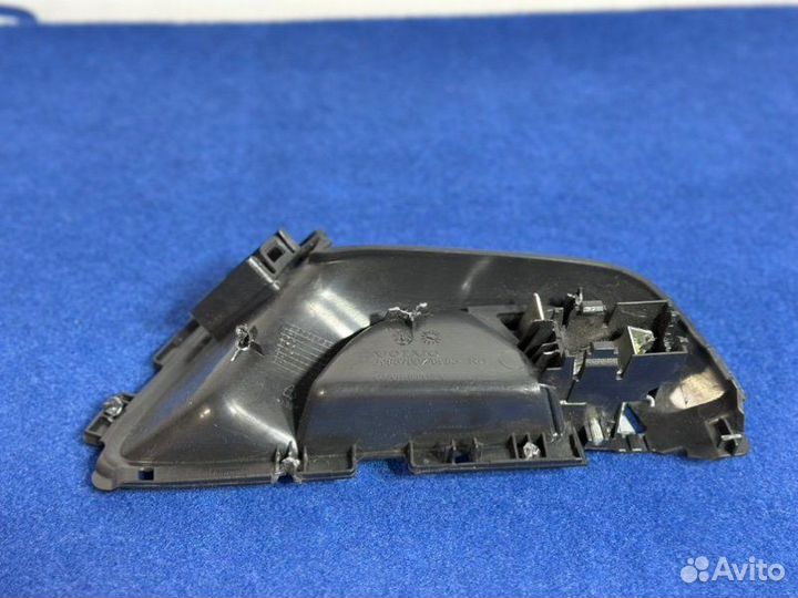 Ручка двери внутренняя передняя правая Volvo Xc60