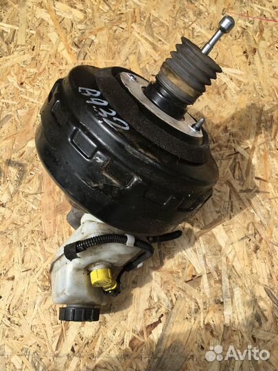 Вакуумный усилитель тормозов Opel Astra J GTC 1.4T